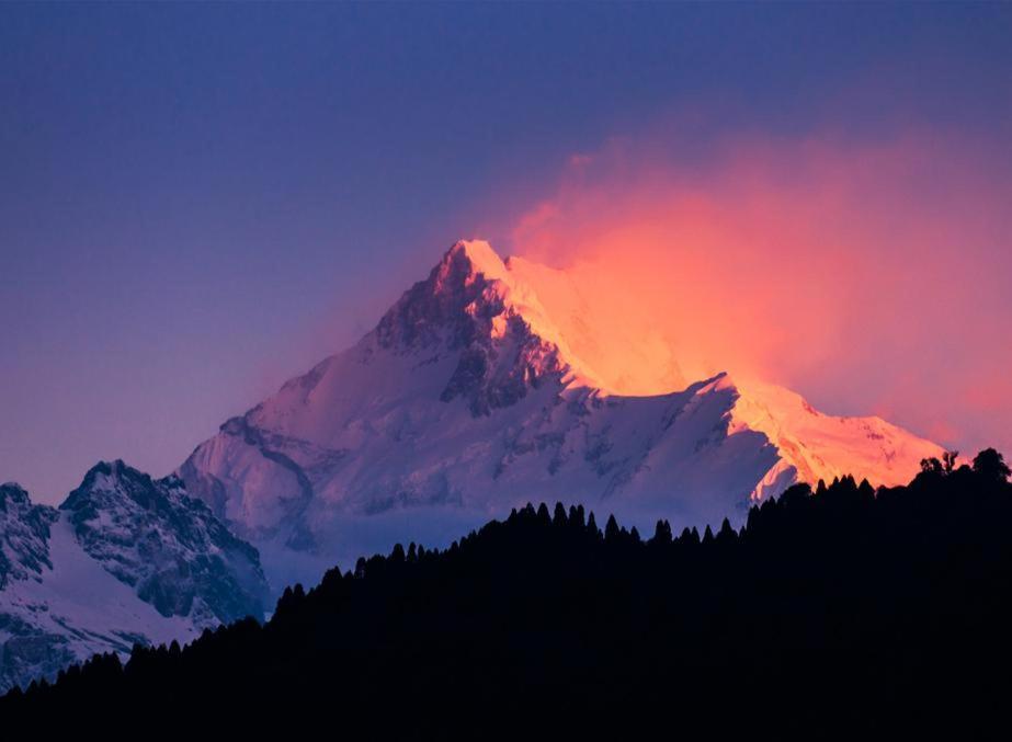 Snow White Retreat Hotel And Restaurant Gangtok Esterno foto