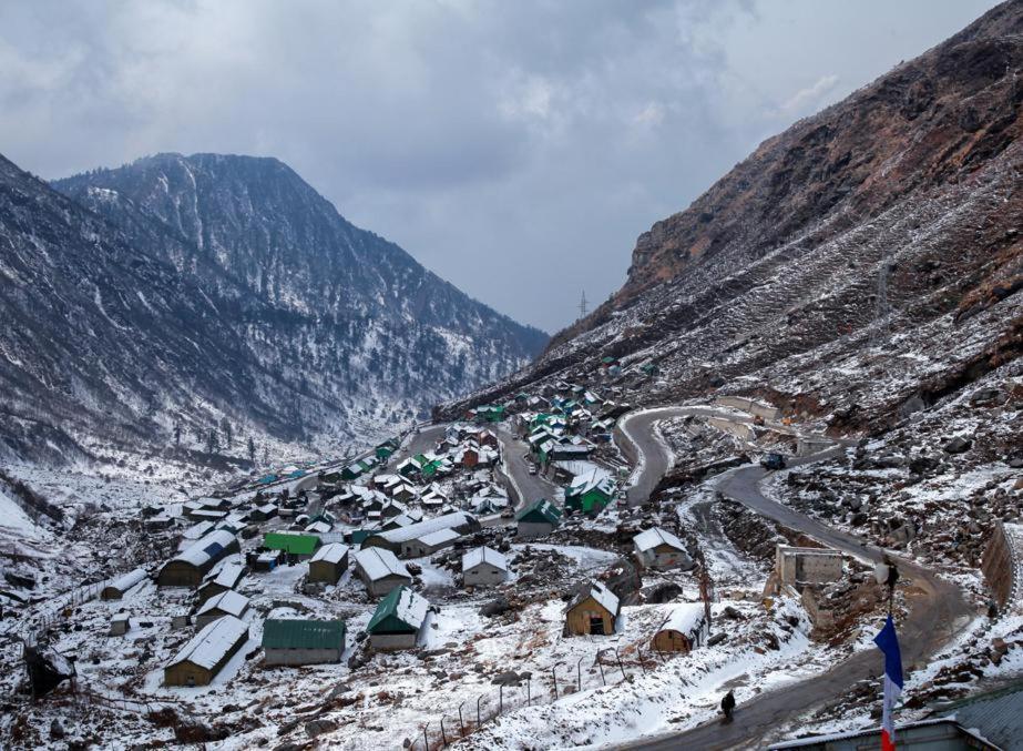 Snow White Retreat Hotel And Restaurant Gangtok Esterno foto